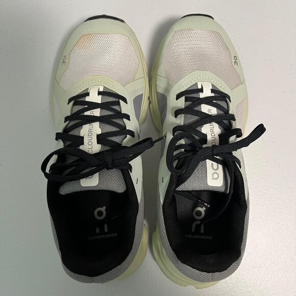 On Running Athletic Shoes in White and Gray - Picture 8 of 16